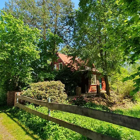 Villa Altes Forsthaus Laubusch à Lauta Extérieur photo